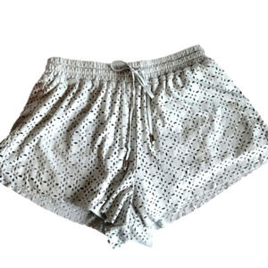 𝅺FOREVER 21 Powder Blue Cut Out Shorts SZ M